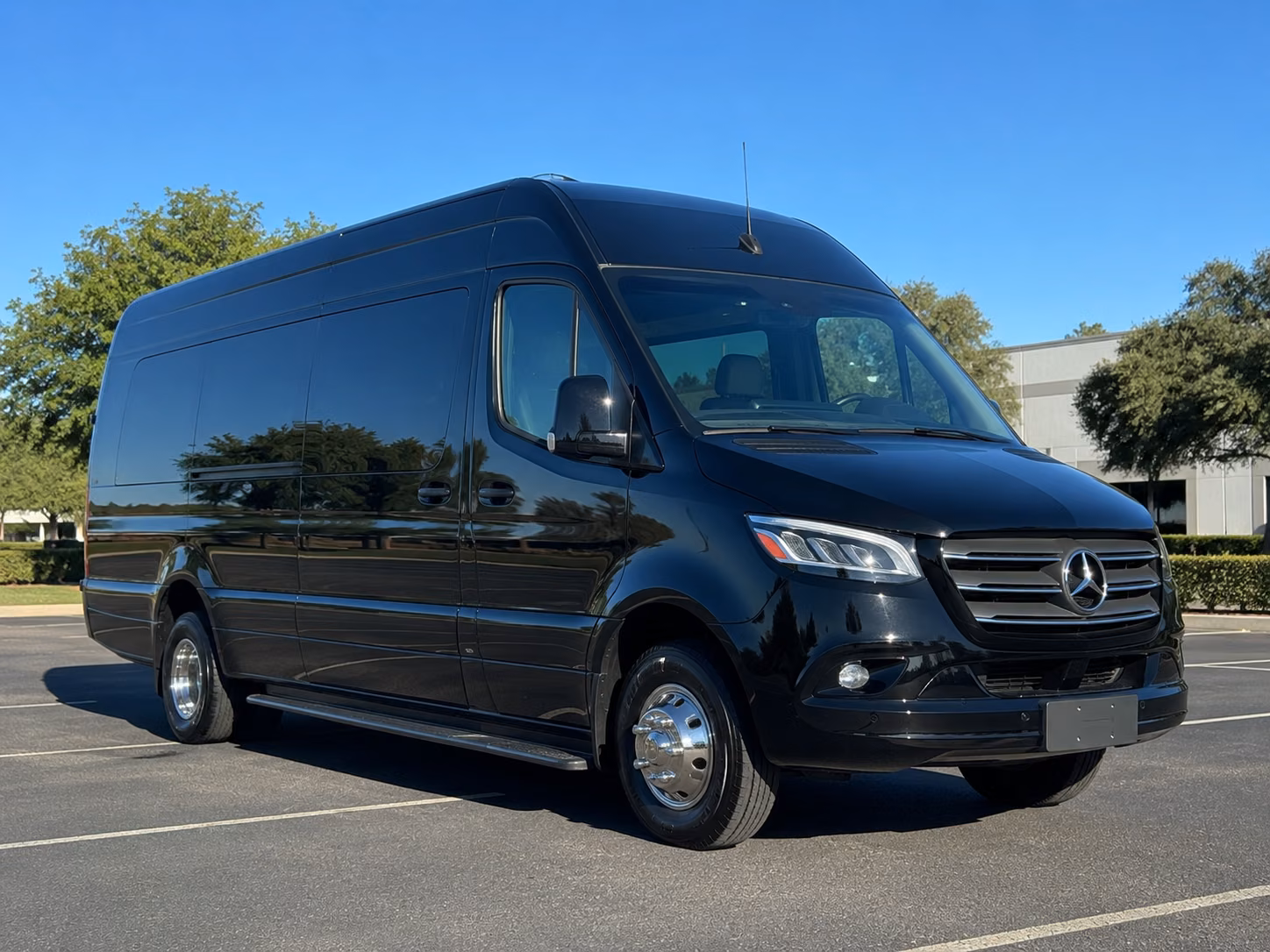 clovis 10 passenger sprinter van
