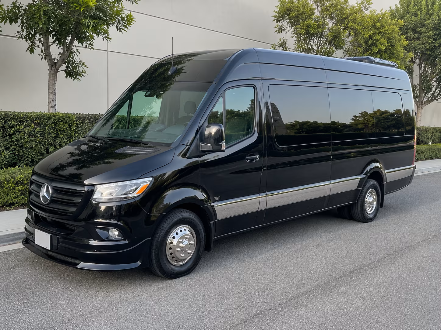find the perfect transportation for your next corporate event 5